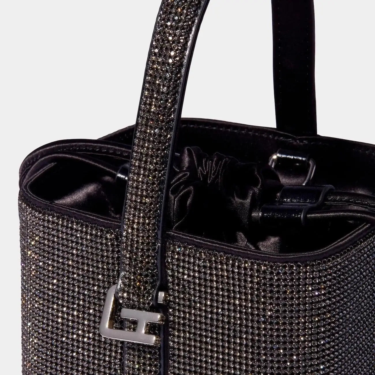 LE CAREE - BLACK